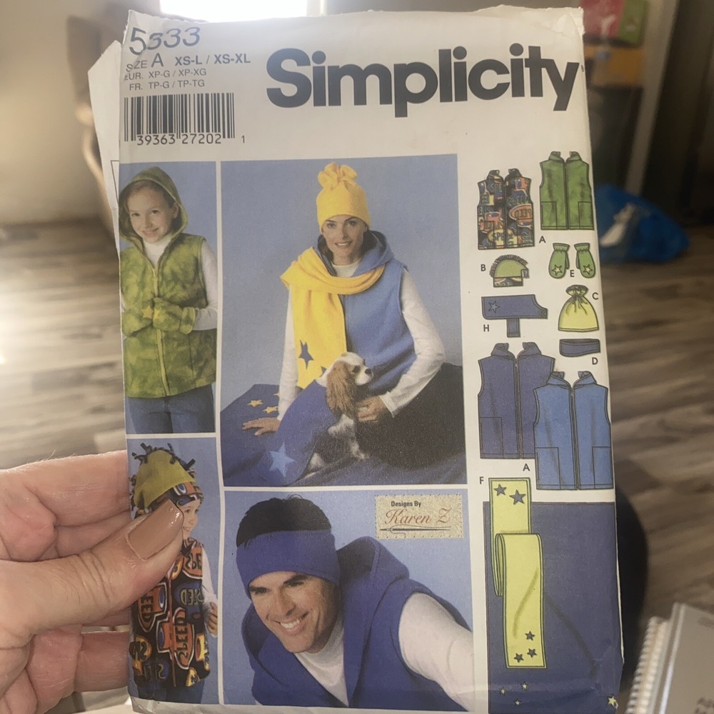 Simplicity 5333 Sewing Pattern Cold Weather Vests Hats Mittens Family XS-XL